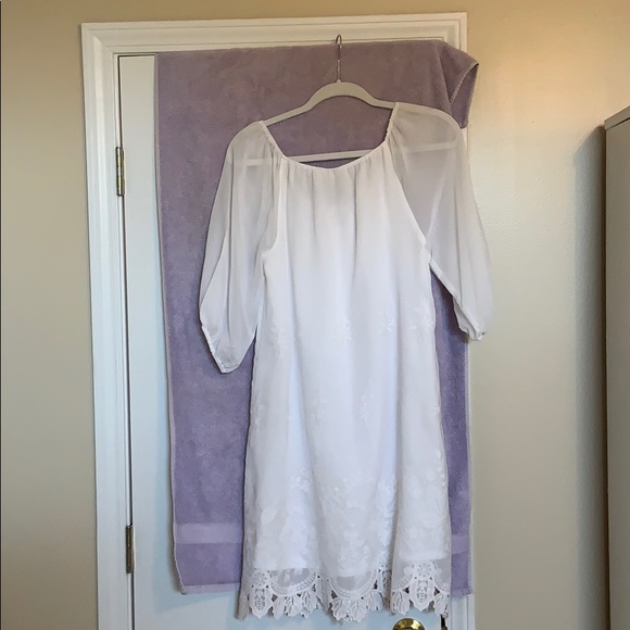 Dress - Picture 2 of 4